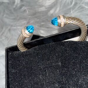 Elegant Blue and Gold Women's Bracelet